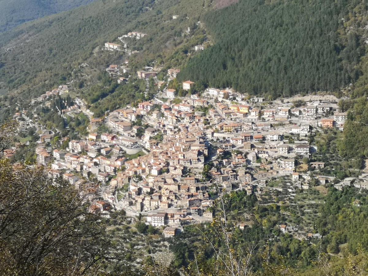 Poggio BustoneMusica E Poesia Da Battisti Ida别墅 外观 照片